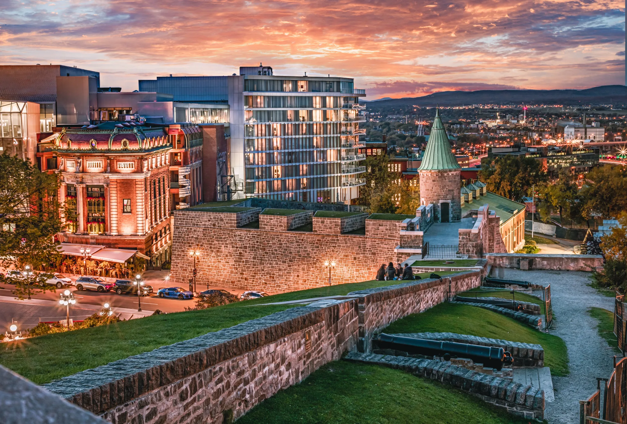 Le Capitole Hôtel / #CanadaDo / Best Places to Stay in Quebec City